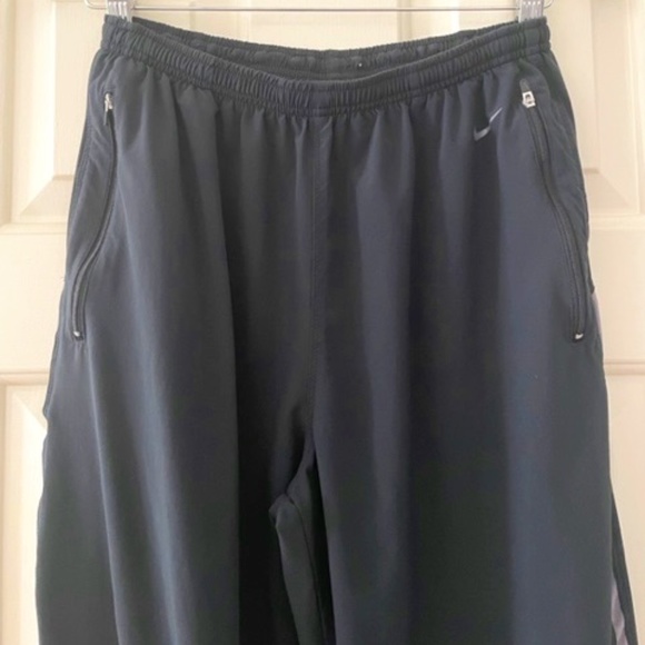 Nike Other - Men's Nike Black Lightweight Woven Activewear Track Pant - Size M